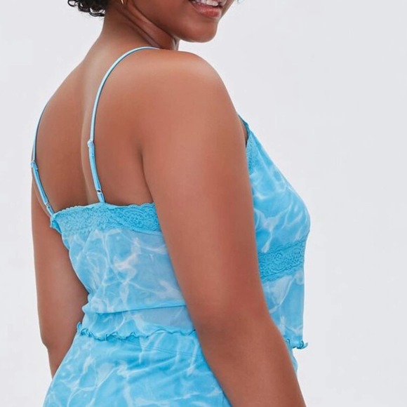 SOLD 💕NWT Forever 21+ Water Print Lace Trim Cami - Picture 3 of 12